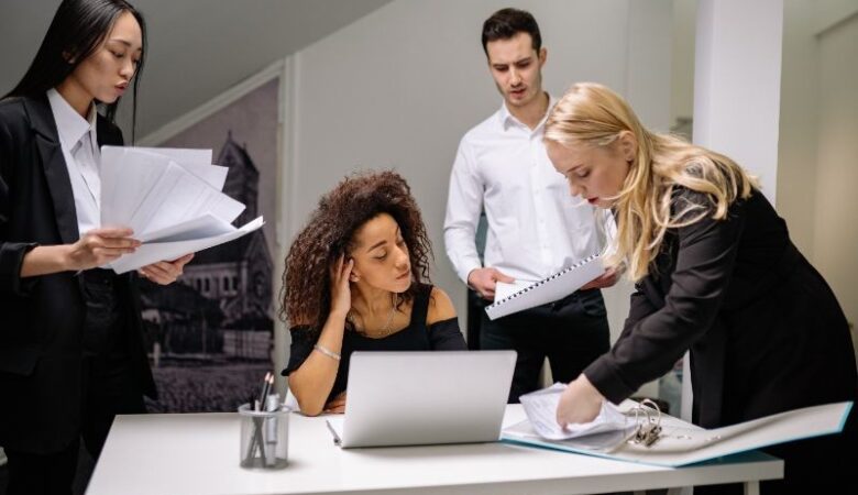 When Should Employers Use Mediation for Workplace Conflict Resolution?